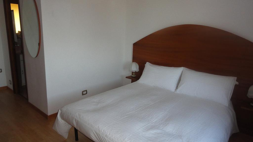 Bed And Breakfast La Corte Degli Ulivi Civitavecchia Bilik gambar
